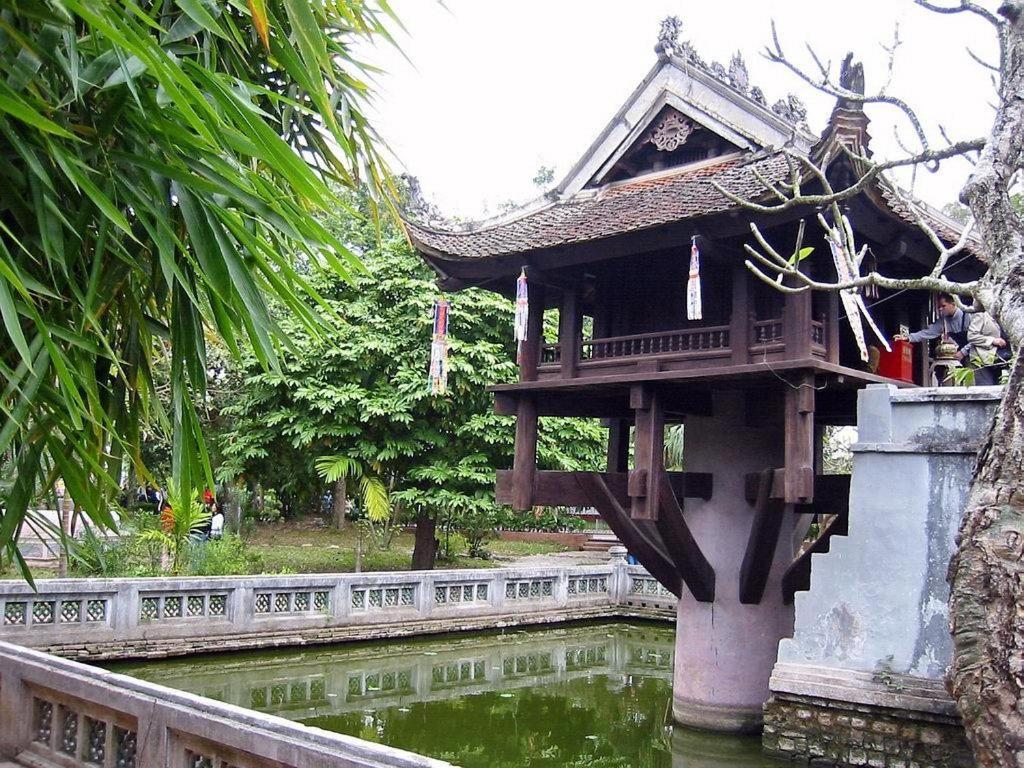 Phu Nhuan Hotel Hanoi Exterior photo