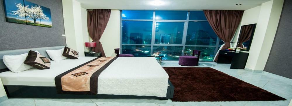 Phu Nhuan Hotel Hanoi Exterior photo